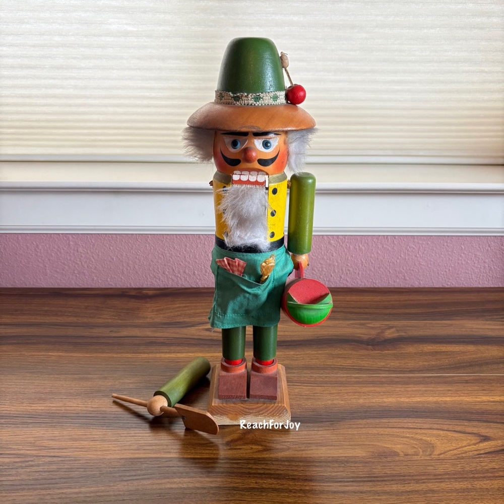 German Steinbach Nutcracker Gardener With Shovel And Watering Can